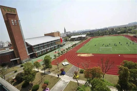 學(xué)校操場