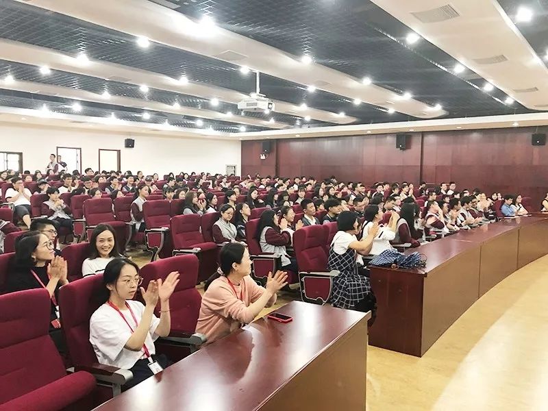 表彰大會現(xiàn)場.jpg